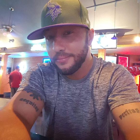 Meet your Posher, Dustin - Picture 1 of 1